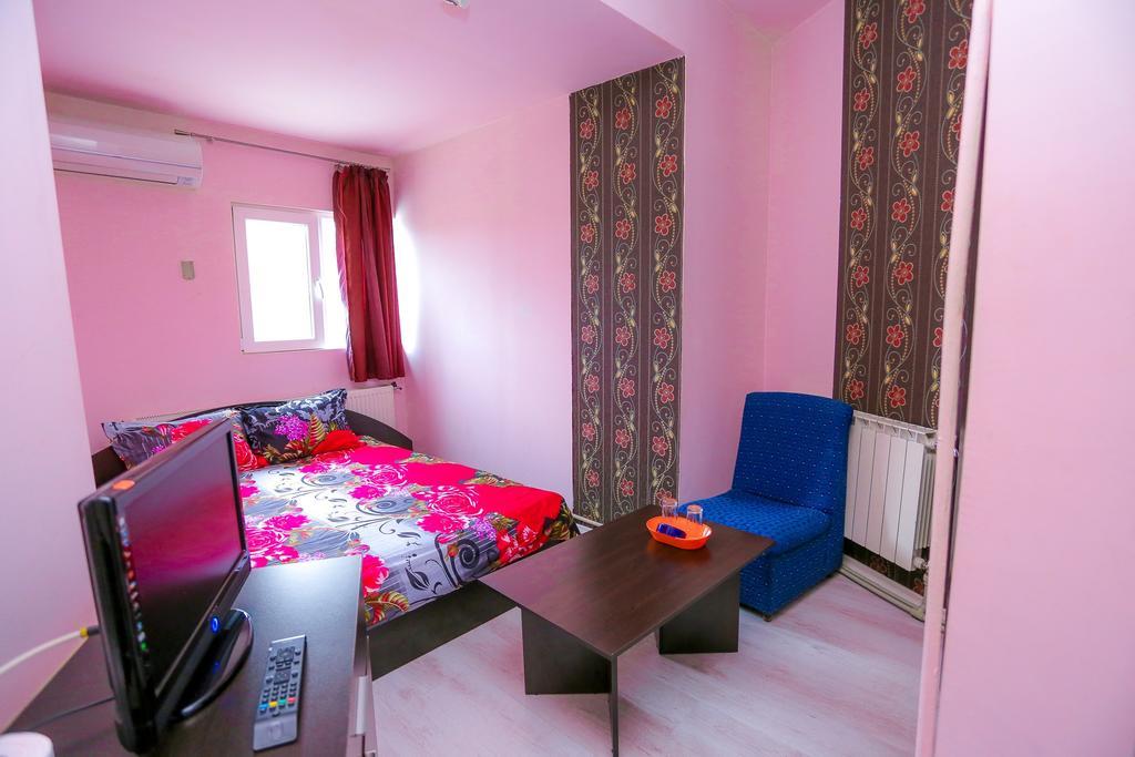 Hostel Shatrata Bogomilovo Exteriér fotografie